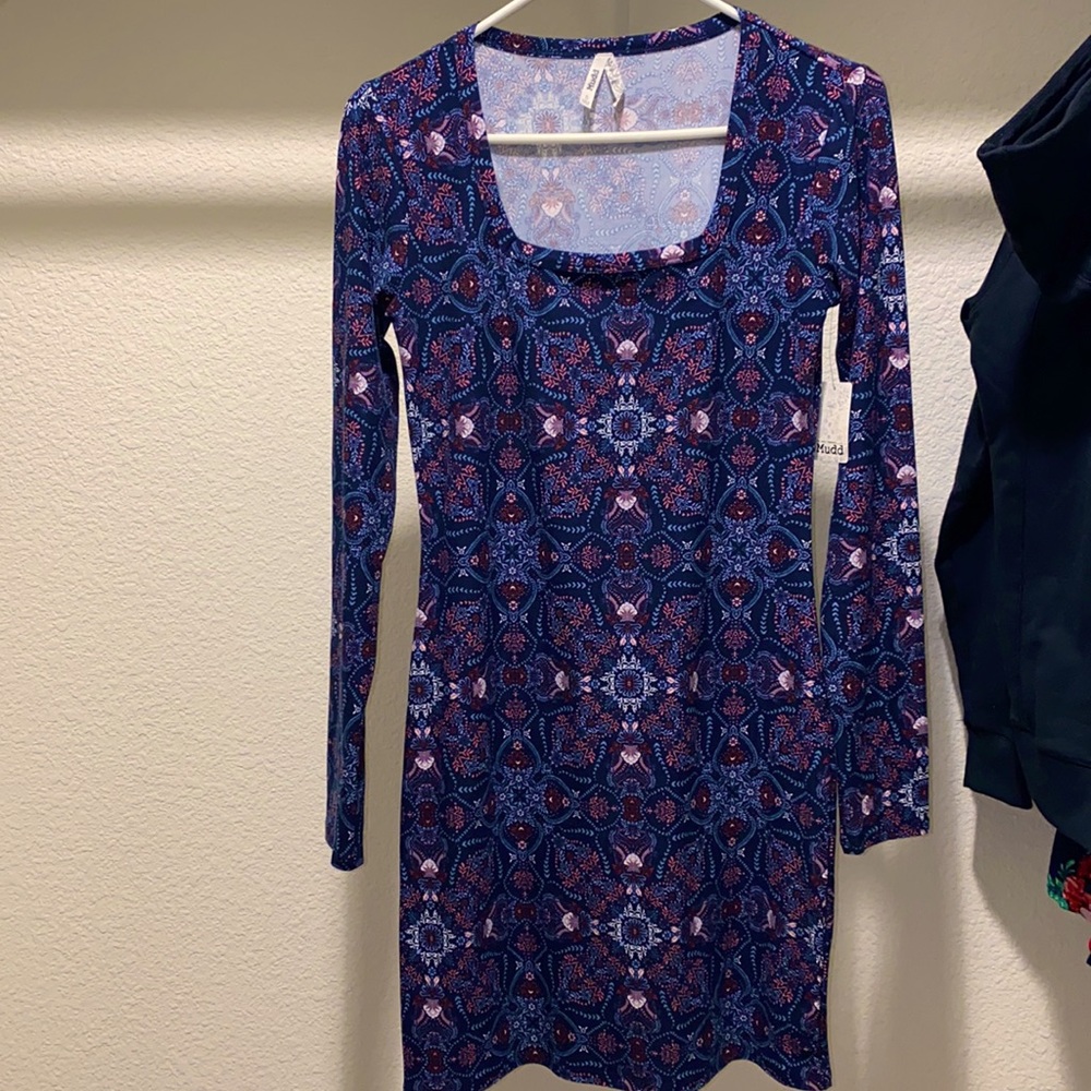 Pretty purple patterned dress 💜